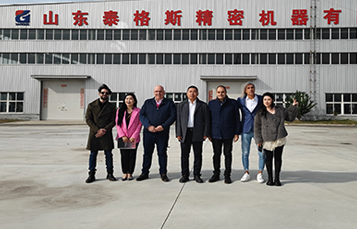 2.0mm土工膜價(jià)格 1.5毫米厚防滲膜多少錢(qián)